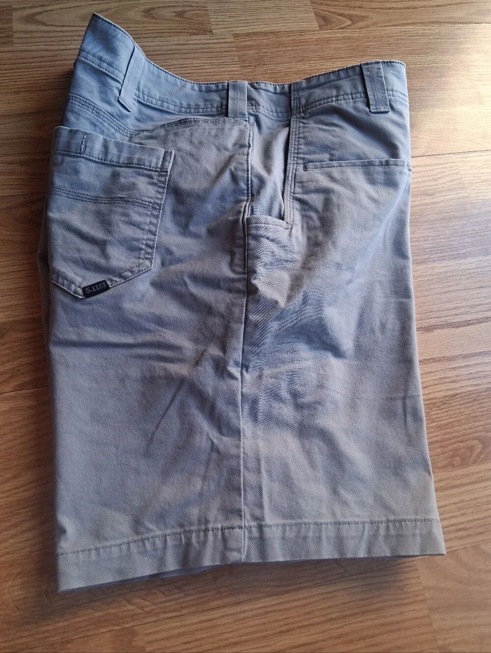 5.11 Mens Gray Shorts. Used gently. Sz 36